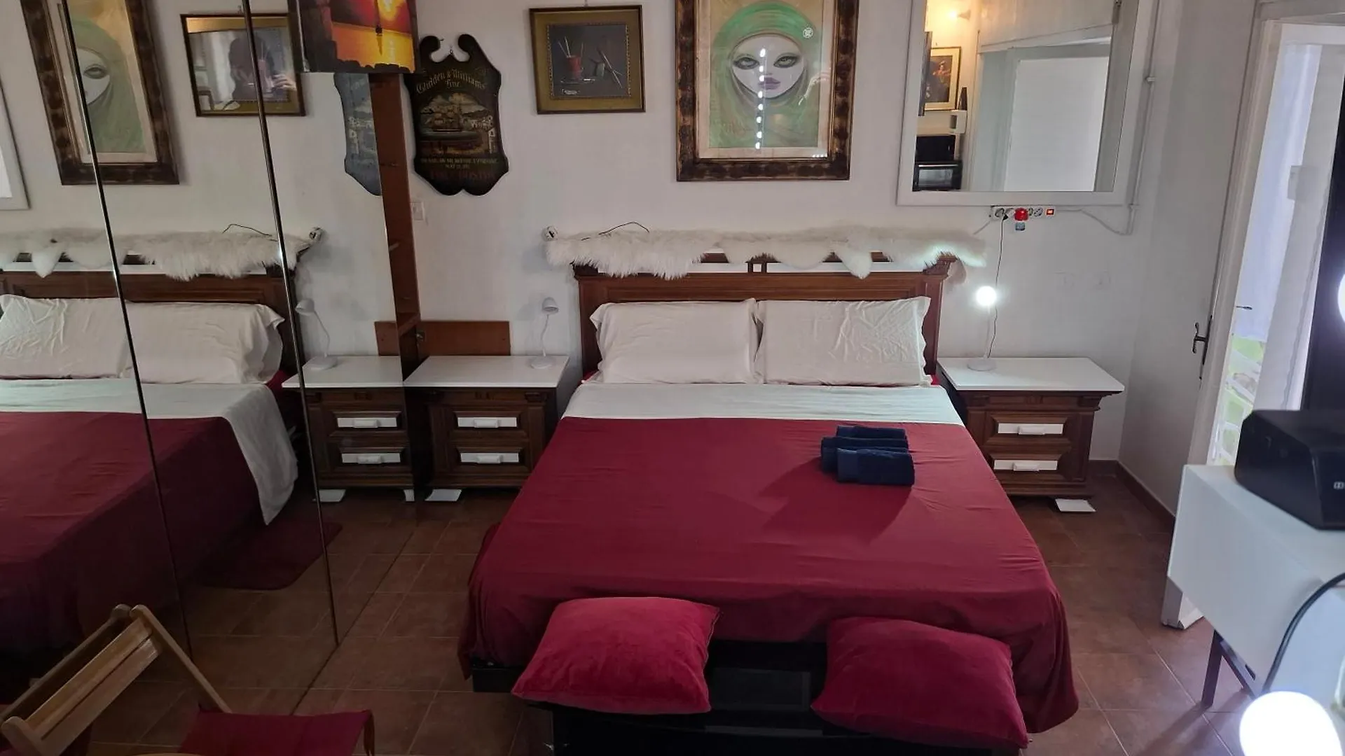 Villa Tarsia Acilia Bed & Breakfast