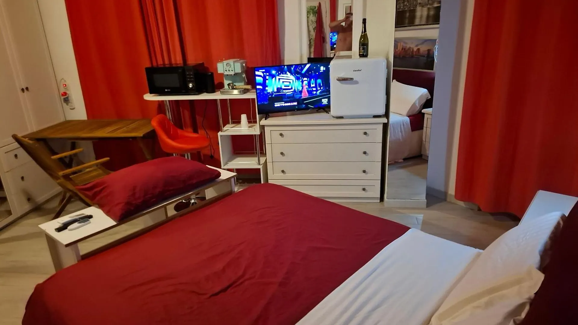 Villa Tarsia Acilia Bed & Breakfast