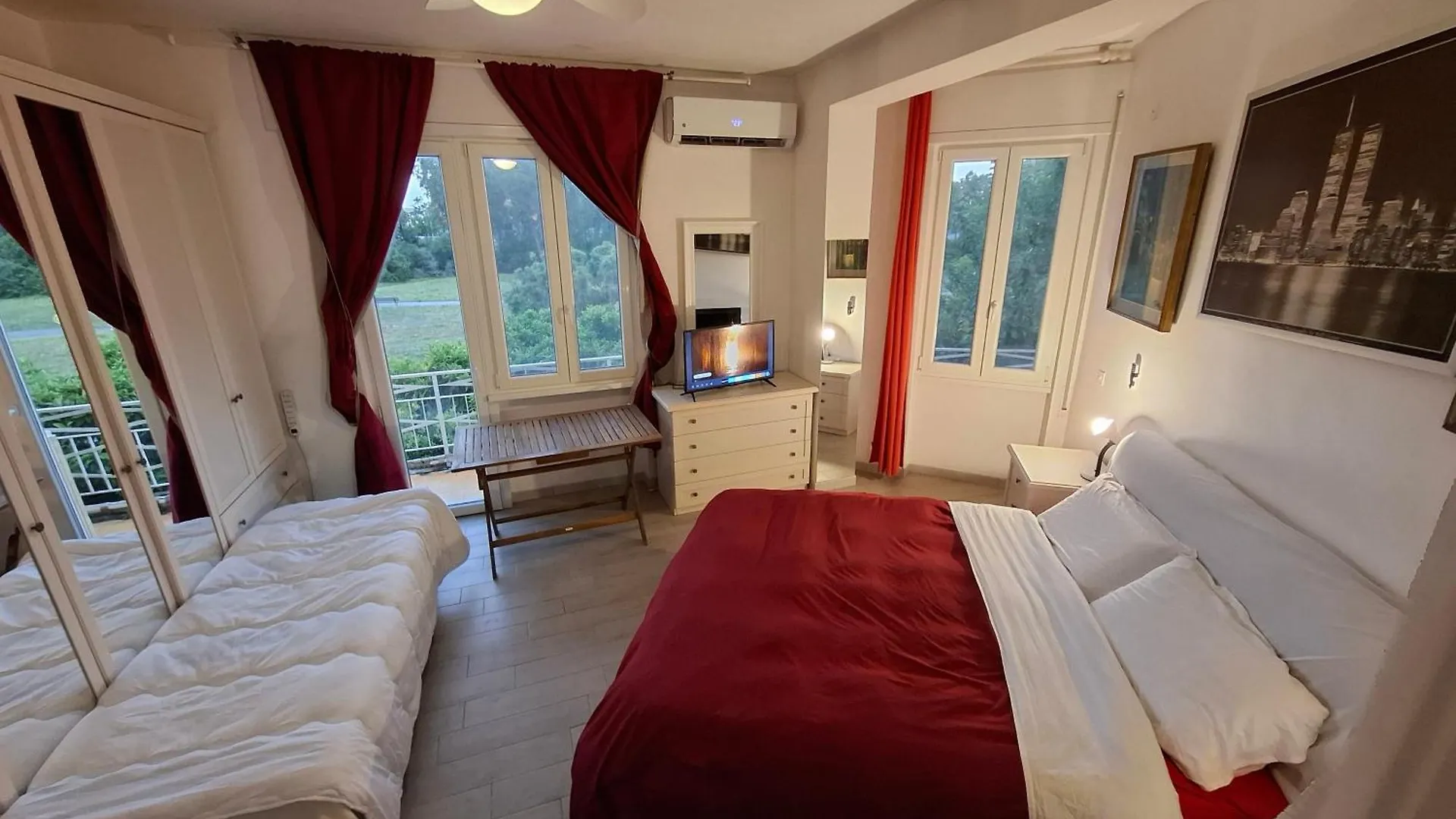 Villa Tarsia Acilia Italia